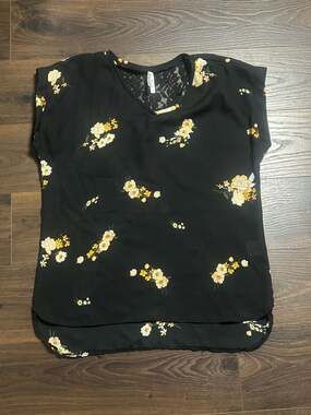Live 4 Truth Women's Short Sleeve Black Floral Blouse with Lace Back Detail